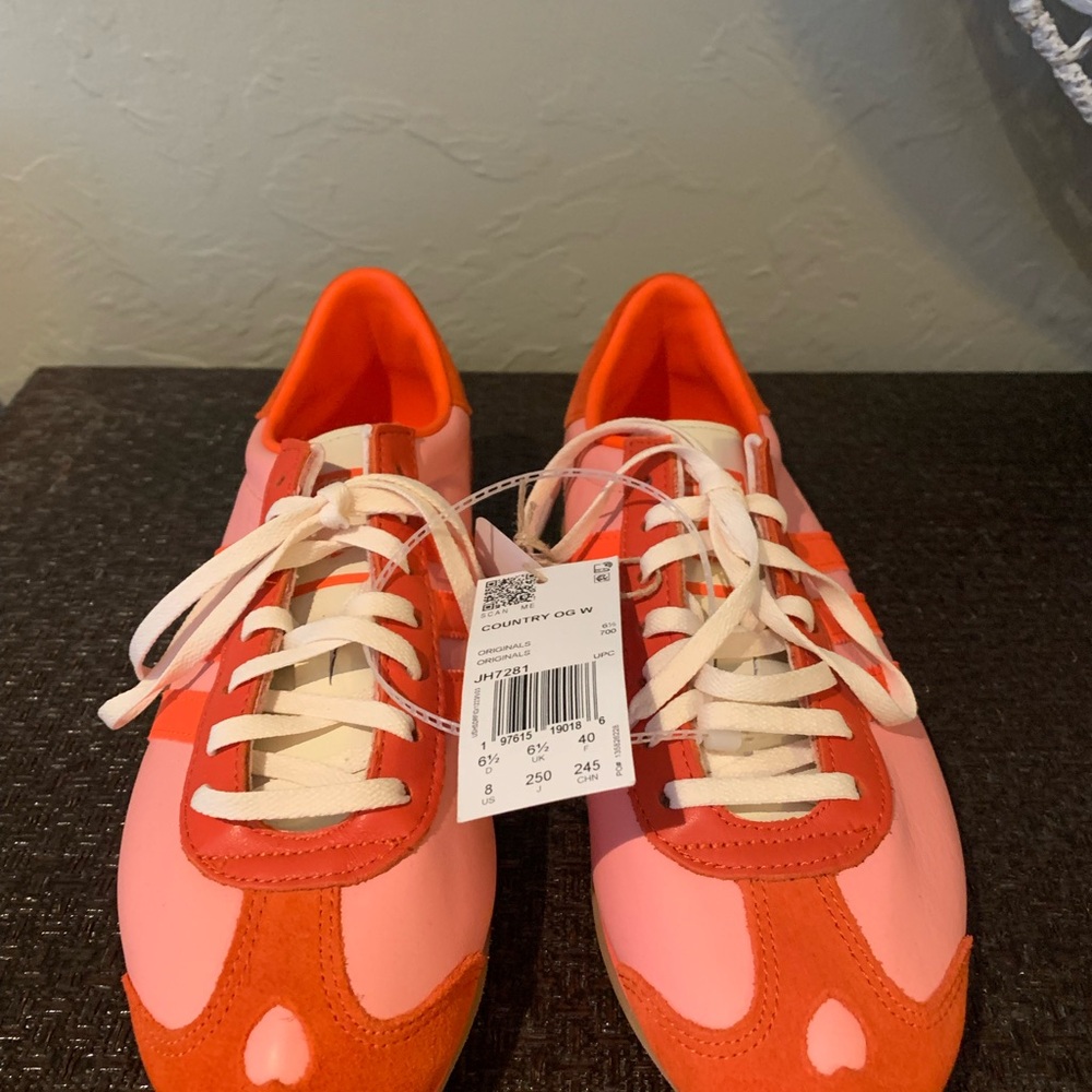 adidas Women's Coral and Peach Sneakers